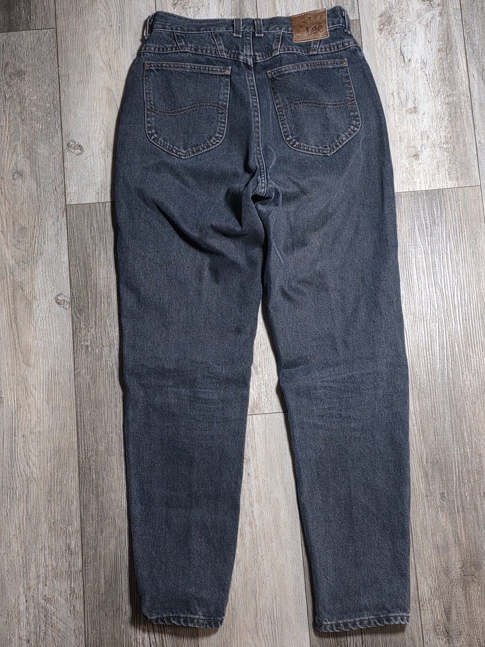 Lee Riveted Vintage '93 Women's Ultra High-rise Mom Jeans Size 8 UNION MADE